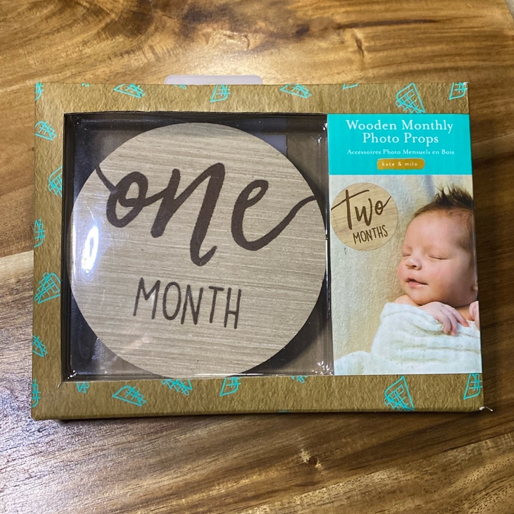 Wooden Monthly Photo Props for Baby
